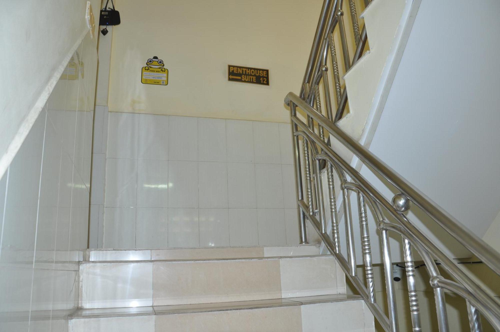 Velkommen Guesthouse Phnom Penh Ngoại thất bức ảnh
